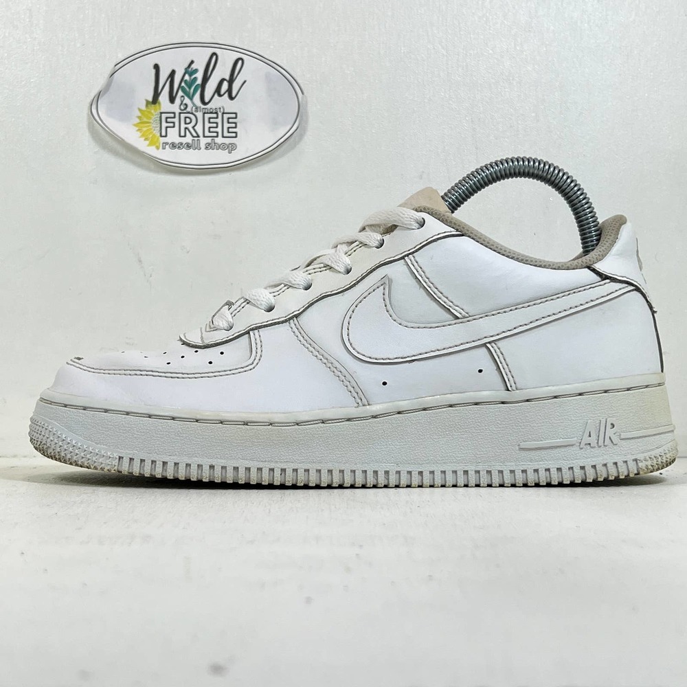 Nike Air Force 1 Low Top Shoes White Leather Sneaker -Women 7.5/ Youth Size 6
